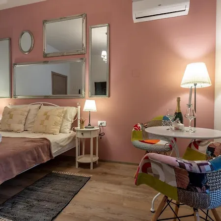 Old Romantic 4 With Free Private Parking * Pula