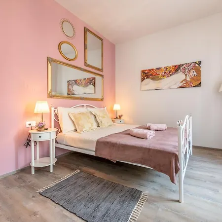 Apartman Old Romantic 4 With Free Private Parking Pula