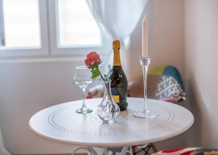 Lejlighed Old Romantic 4 With Free Private Parking *