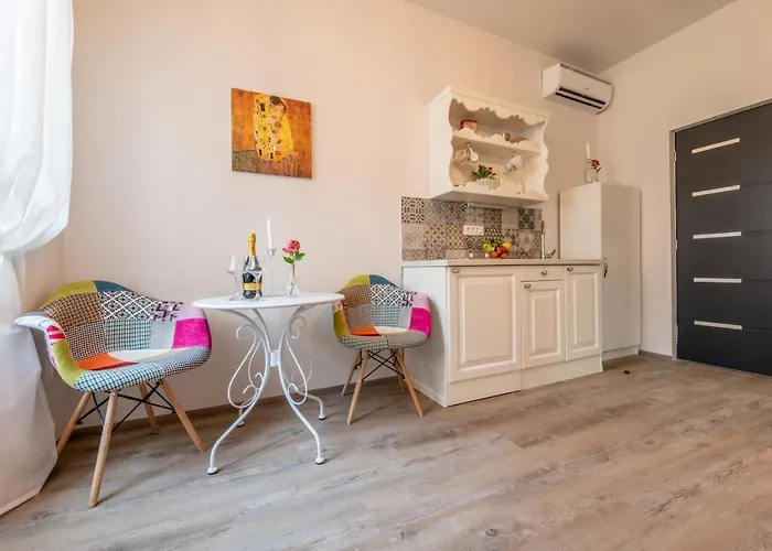 Old Romantic 4 With Free Private Parking Lejlighed