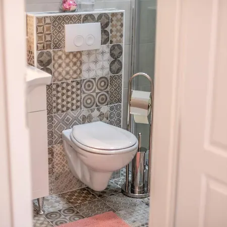 Old Romantic 4 With Free Private Parking Apartman Póla