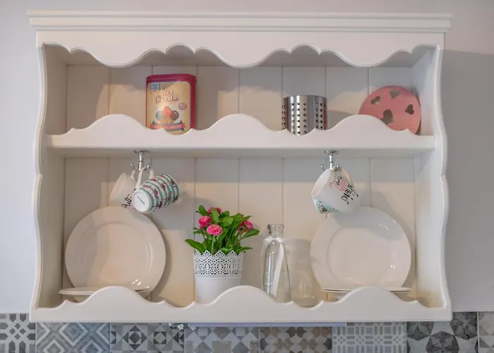 Old Romantic 4 With Free Private Parking * 풀라